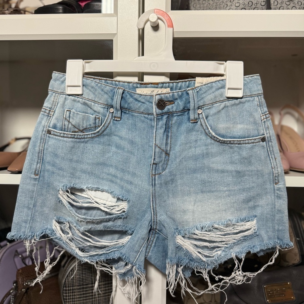NWT Unpublished Light Blue Denim Jean Laine Boyfriend Shorts Women’s Size 4